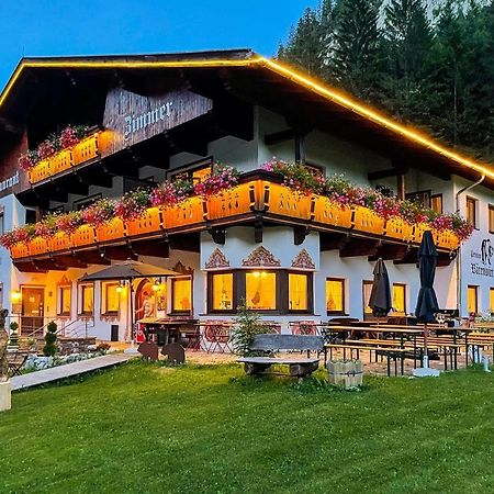 Garni Baerenwirt Bed & Breakfast Лойташ Екстериор снимка