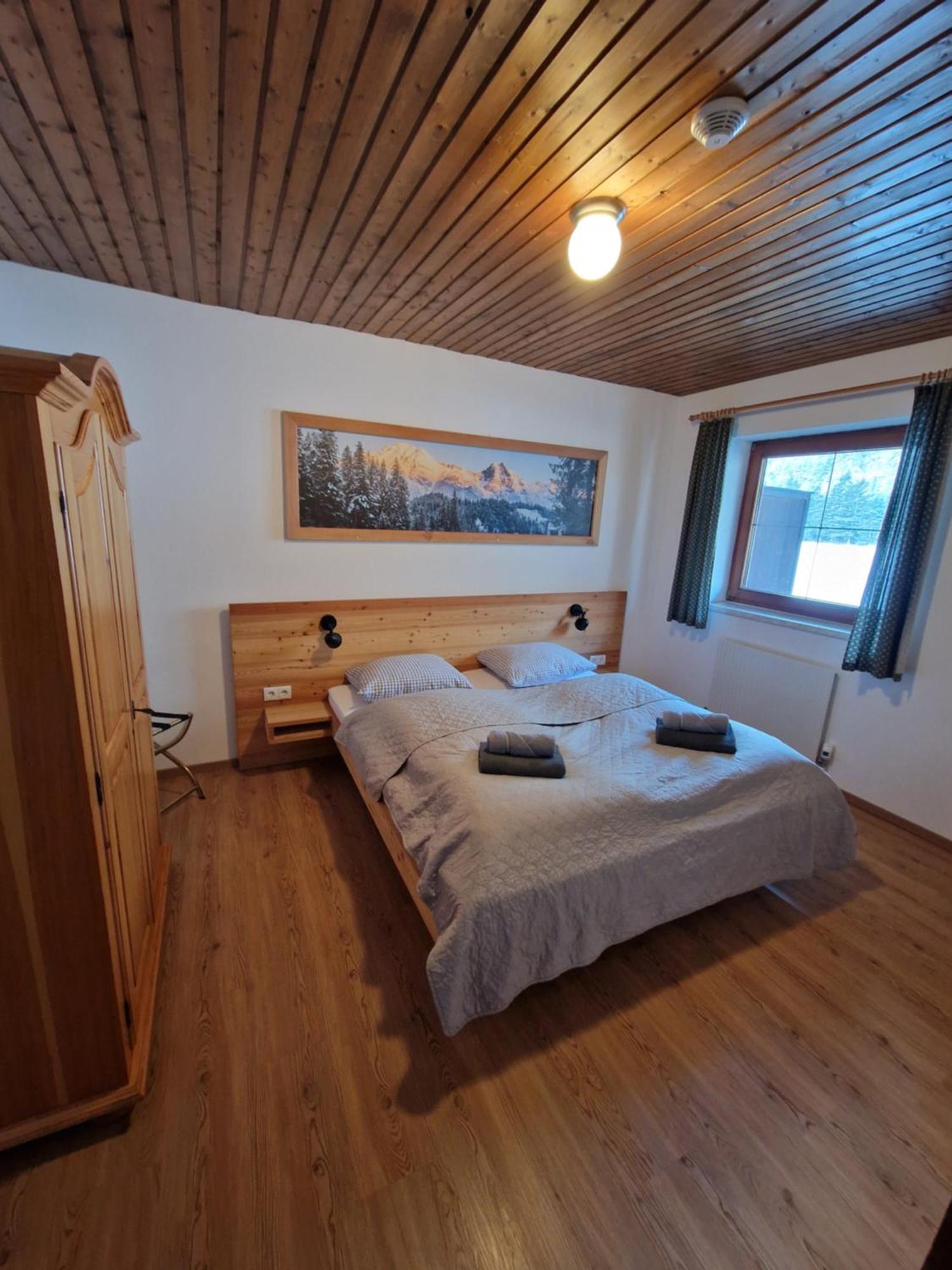 Garni Baerenwirt Bed & Breakfast Лойташ Екстериор снимка