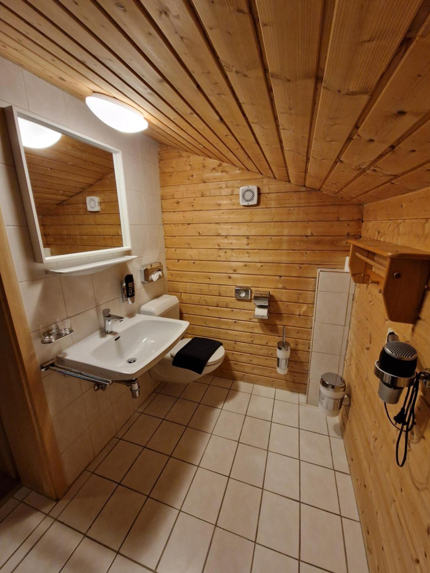 Garni Baerenwirt Bed & Breakfast Лойташ Екстериор снимка