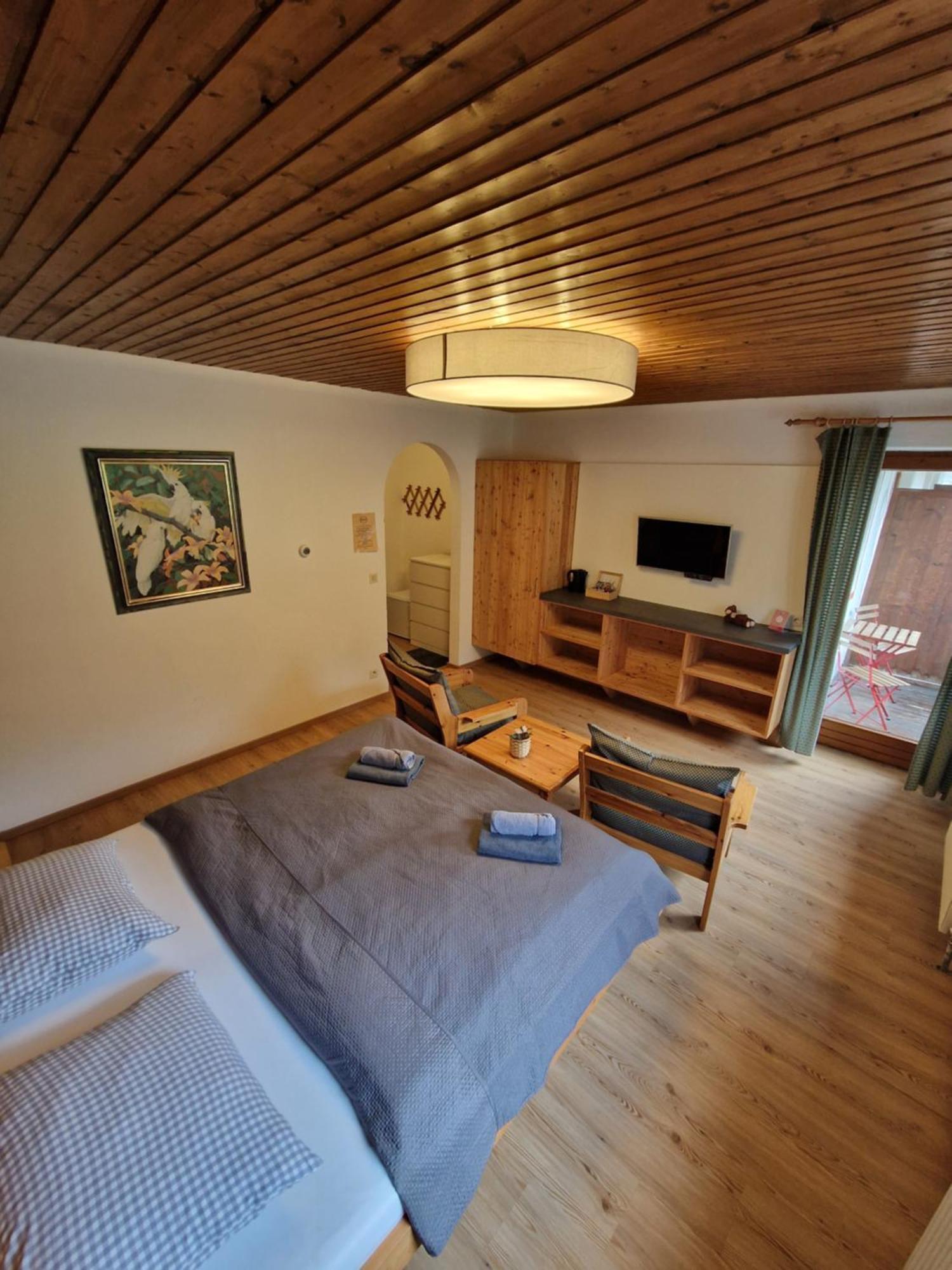 Garni Baerenwirt Bed & Breakfast Лойташ Екстериор снимка