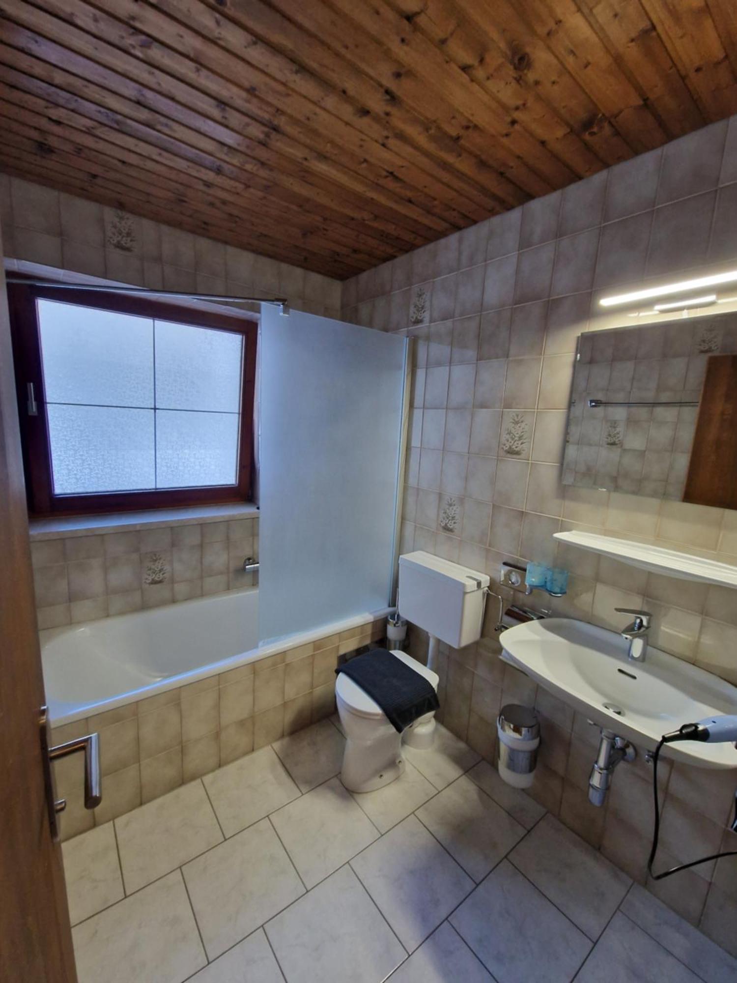 Garni Baerenwirt Bed & Breakfast Лойташ Екстериор снимка