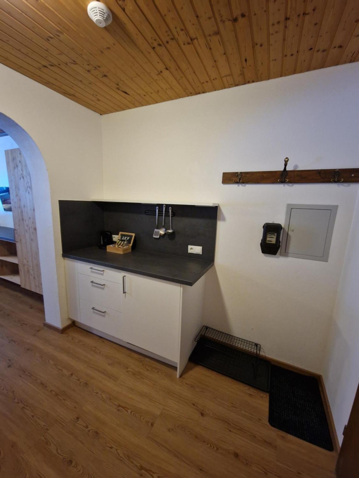 Garni Baerenwirt Bed & Breakfast Лойташ Екстериор снимка