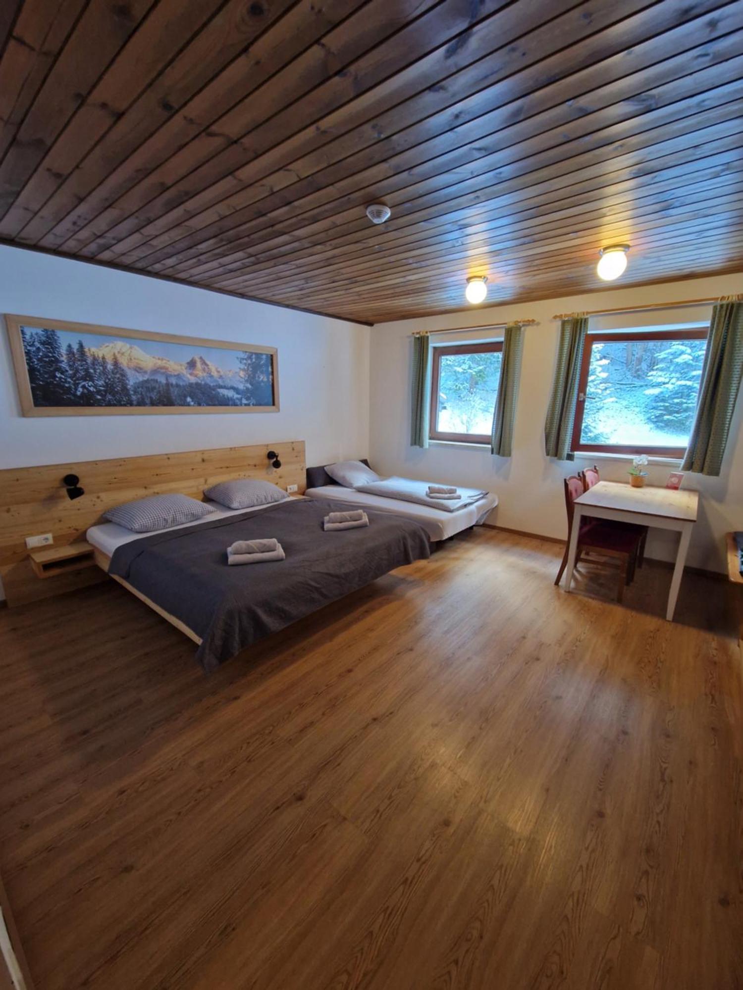 Garni Baerenwirt Bed & Breakfast Лойташ Екстериор снимка